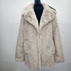 Rachel Zoe Coat Size Tan Fluffy Faux Fur Teddy Pockets NWT